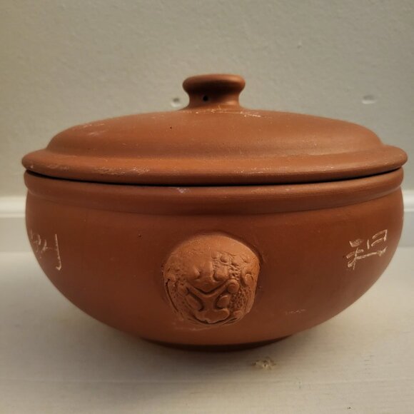 Yunnan Province Red Clay Cooking Vessel Etched Owl Chinese Symbols - Picture 9 of 11